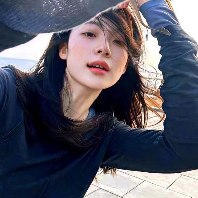 共产党人刘少奇 海报